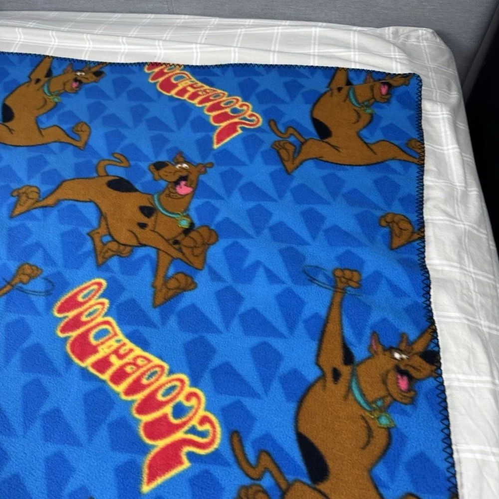 Scooby-Doo Vintage 2003 Fleece Throw Blanket Blue Hanna-Barbera 46x60